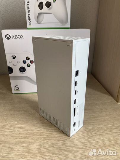 Xbox series s Ростест+2геймпада+подписка