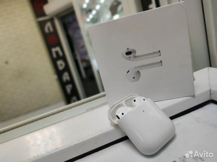 Apple AirPods 2 A2031 #132830 оригинал