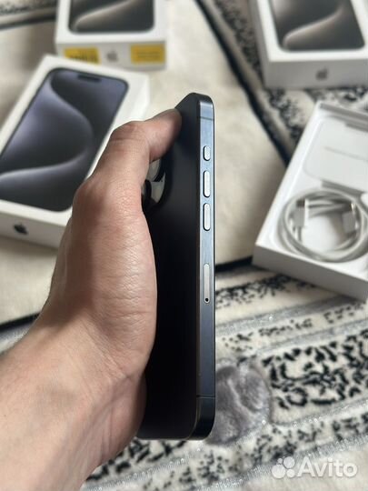 iPhone 15 Pro, 256 ГБ