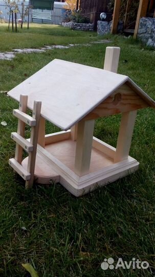 Кормушка для птиц