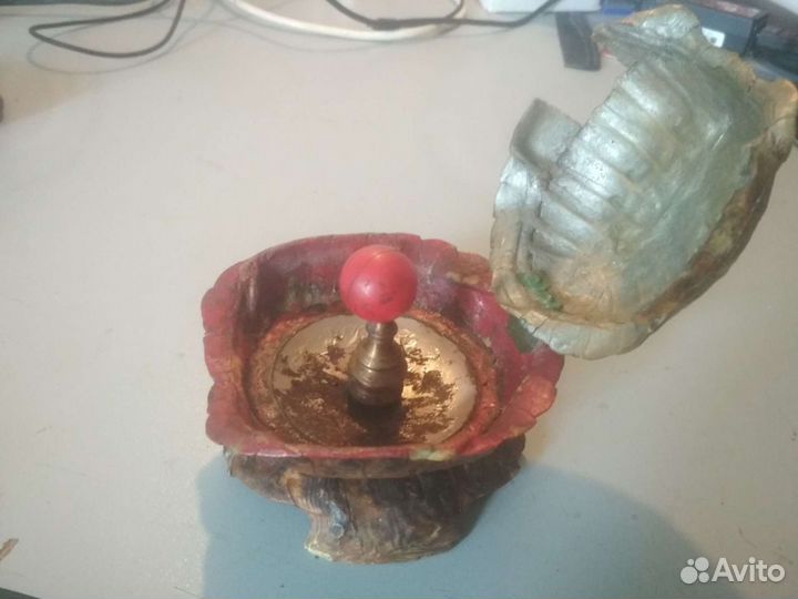 Пепельница из панциря черепахи