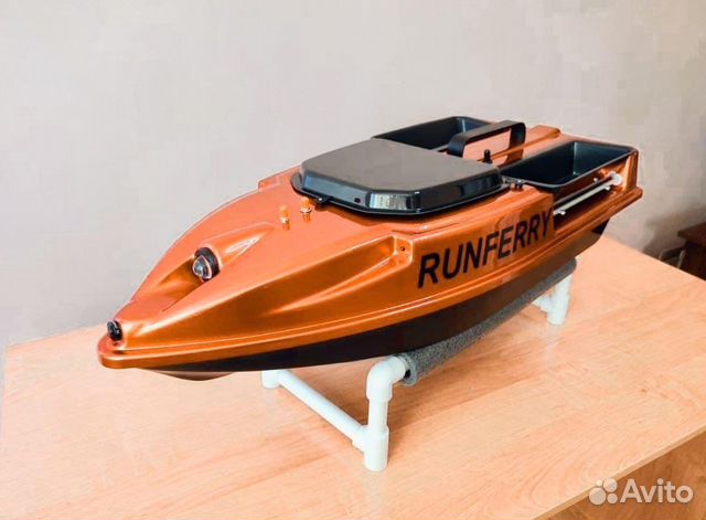 Прикормочный карповый кораблик Ранферри Speed V4