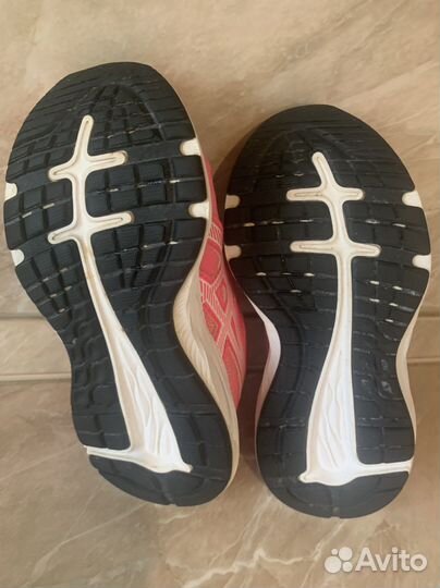 Asics кросовки детские