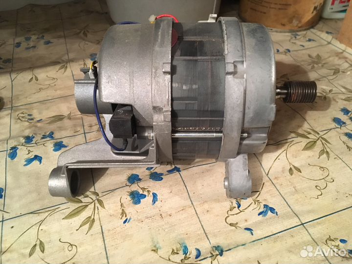 Двигататель стиральной машины. Электродвигатель
