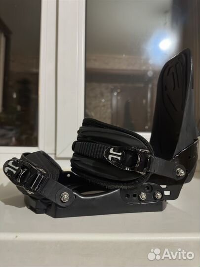 Крепления для сноуборда размер m