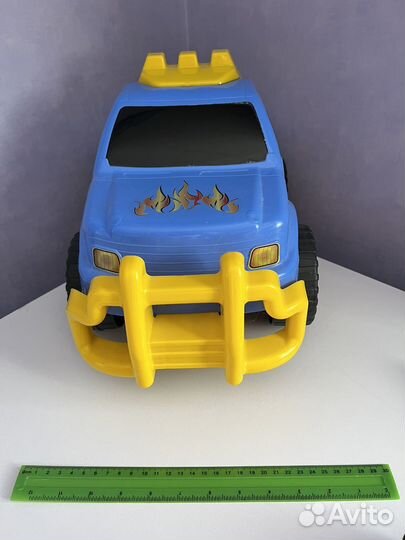 Игрушечная машина для мальчиков