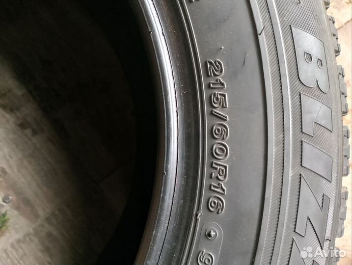 Bridgestone Blizzak DM-V1 215/60 R16