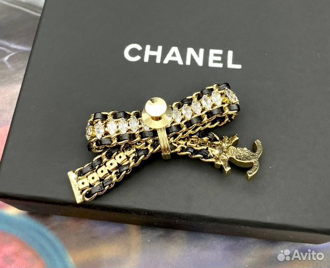 Комплект женский серьги колье брошь Chanel