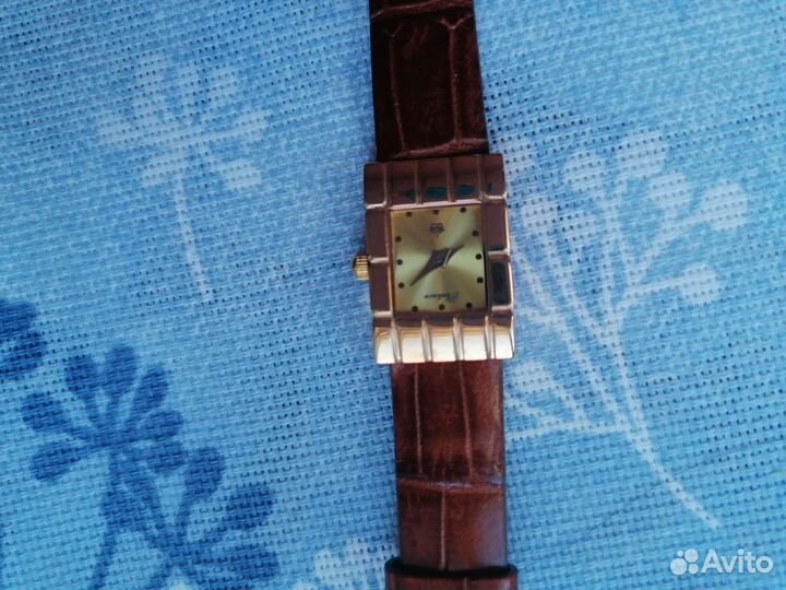 Золотые часы