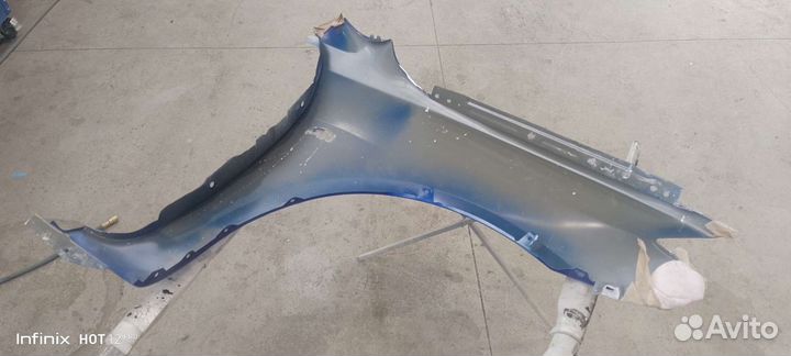 Крыло мазда BK