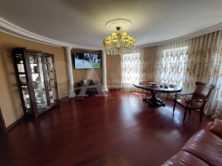 4-к. квартира, 152 м², 3/5 эт.