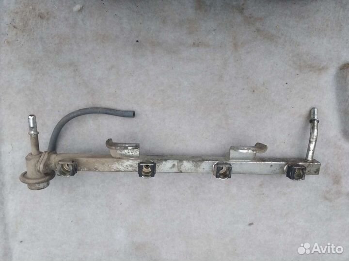 Рампа форсунок Дэу нексия 16 кл 1.6