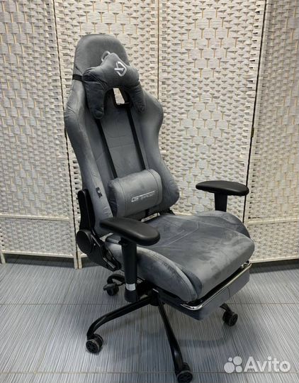 Геймерское кресло
