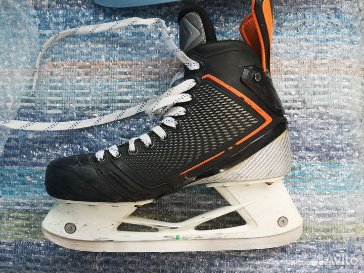Коньки хоккейные easton mako