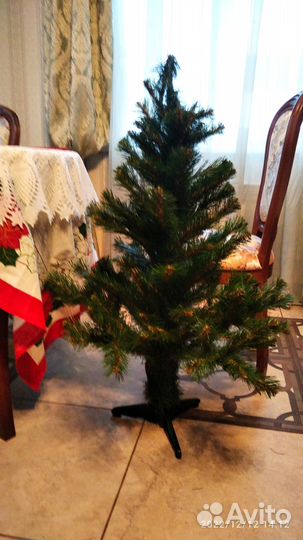 Искусственная новогодняя елка