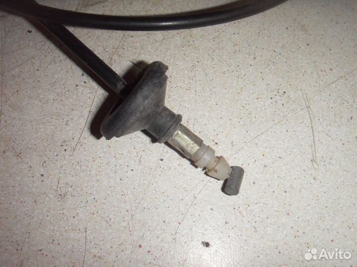 Трос открывания капота M118402541 Chery (M11)