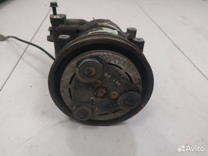 Компрессор кондиционера Kia Spectra седан