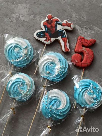 Имбирный пряник, безе, леденцы