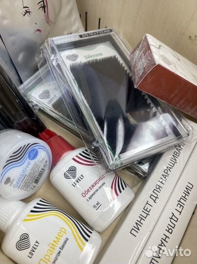 Набор для наращивания ресниц новый