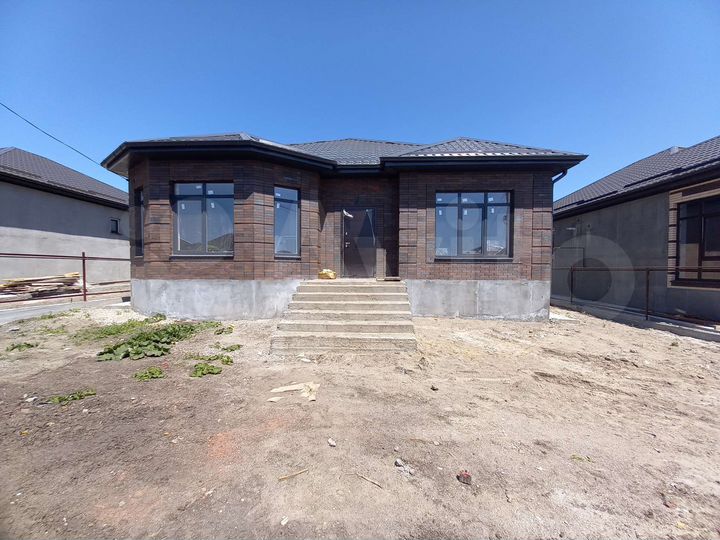 Дом 131 м² на участке 4 сот.