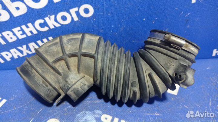 Гофра воздушного фильтра Toyota Avensis седан