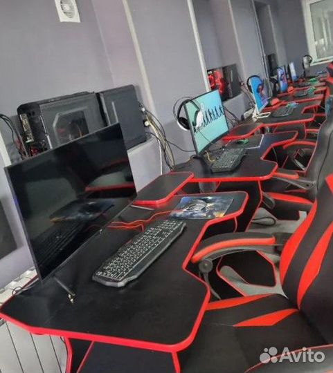 Компьютерный стол / стол для геймера