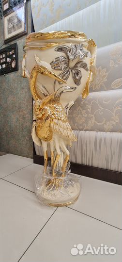 Вазон для цветов