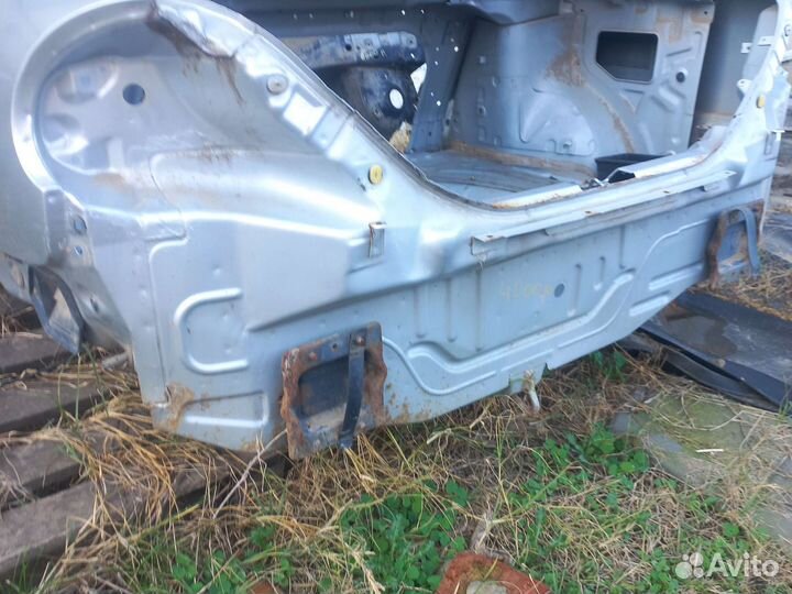 Задняя панель фартук Киа Спектра