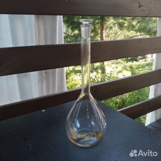 Колба с притертой пробкой гдр