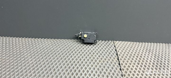 Моторчик заслонки печки Peugeot 206 2000 E2800