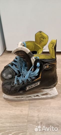 Коньки хоккейные детские 33 размер bauer supreme