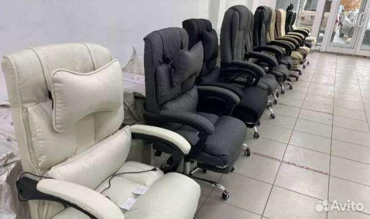 Офисное кресло руководителя с массажем