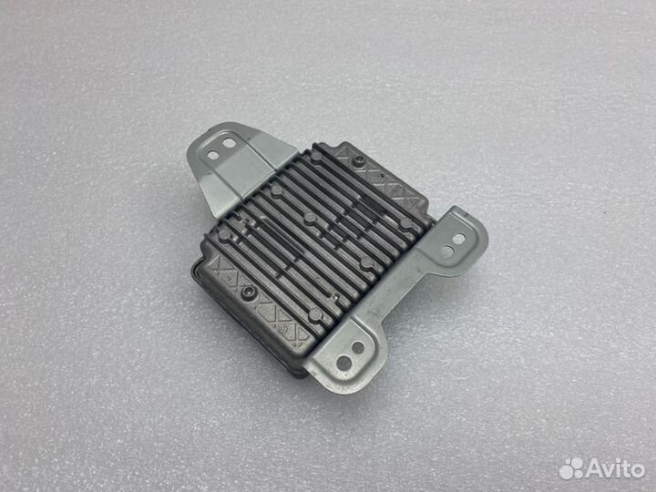 Блок электронный Mercedes-Benz M-Class W166