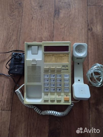 Стационарный телефон