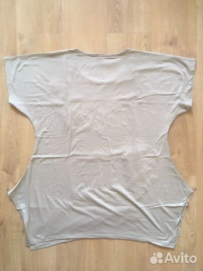 Женские футболки