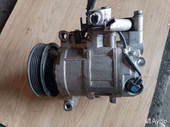 Компрессор кондиционера 3.2 A6 C6 (S6,RS6) 2008
