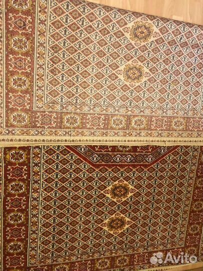 Ковер шерстяной