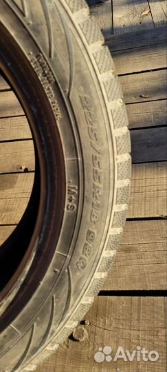 Toyo Winter Tranpath MK4a 225/55 R18 98Q