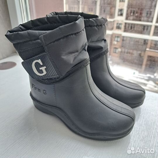 Резиновые сапоги 31 и 32 размер
