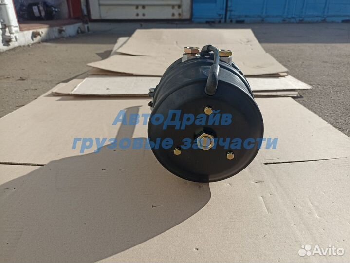 Энергоаккумулятор для автомобилей Скания 4 серия тип 24/24 L300мм I57мм M22x1,5 мм