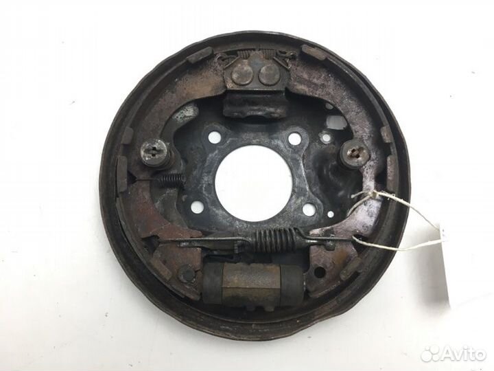 Тормозной механизм задний левый Toyota Caldina