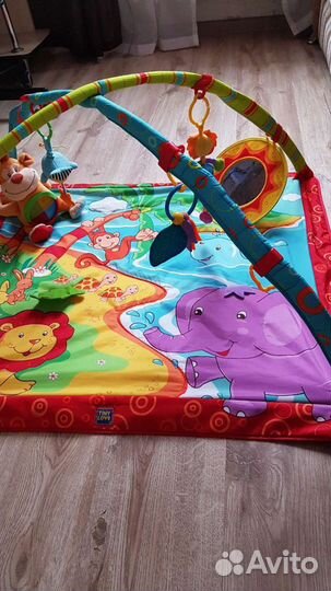 Развивающий коврик. Tiny Lave