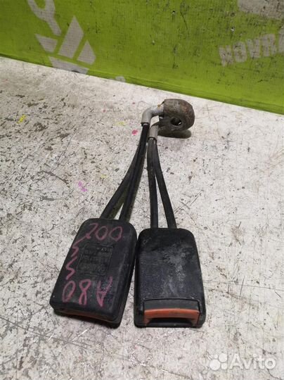 Ответная часть ремня безопасности Ауди 80 90 Б3