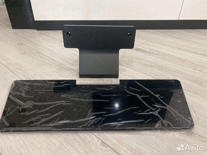 Новая подставка для телевизора