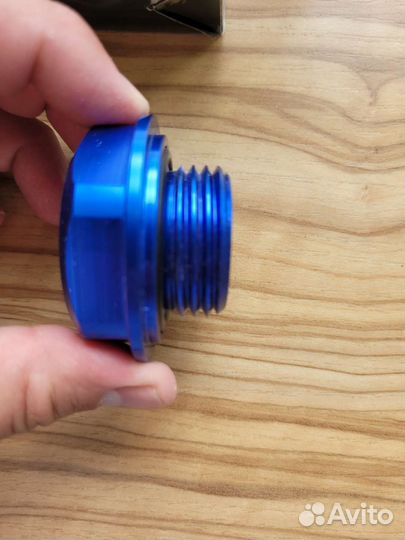 Крышка горловины бака Toyota TRD