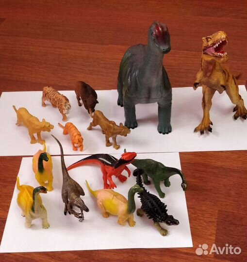 Семья динозавров