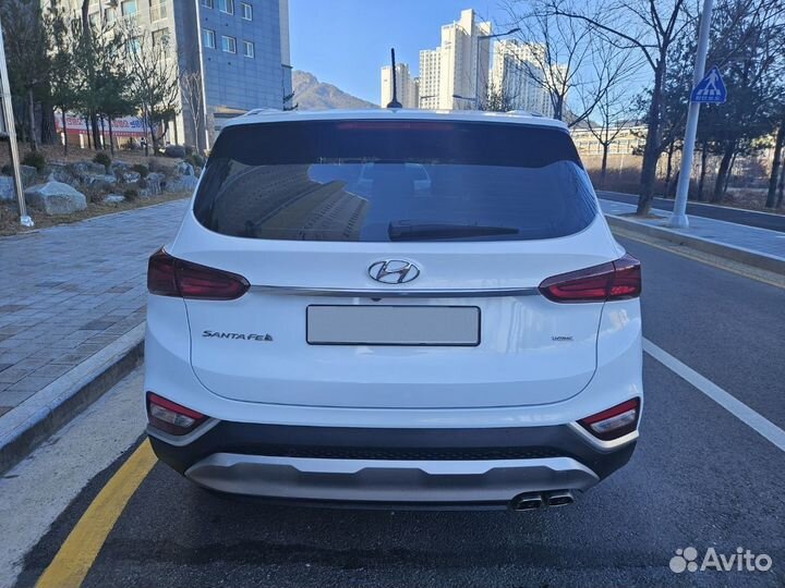 Hyundai Santa Fe 2.0 AT, 2019, 89 000 км