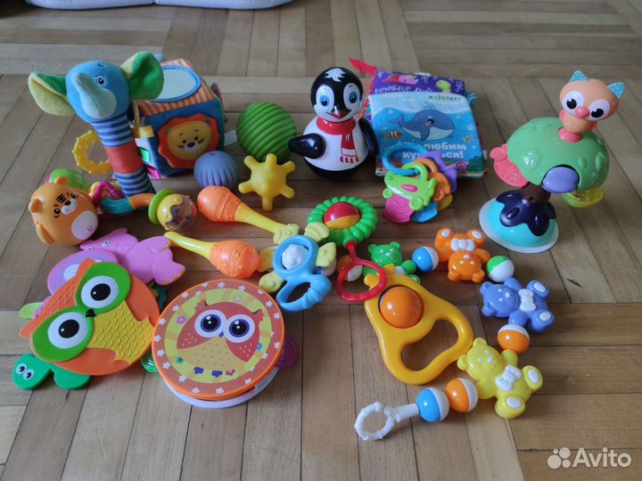 Игрушки для малышей пакетом