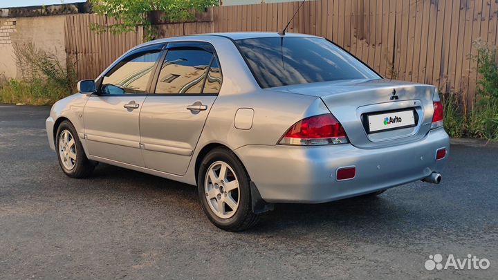 Mitsubishi Lancer 1.6 AT, 2005, 150 000 км