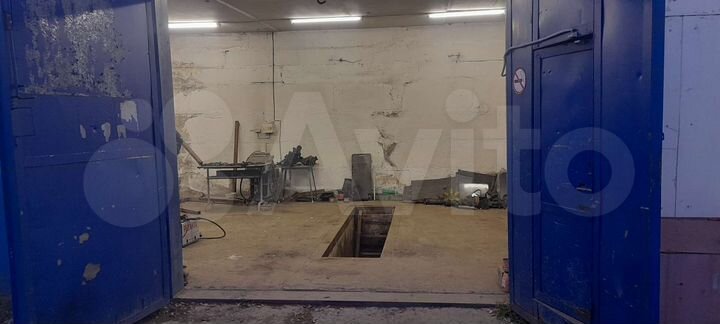 Гараж, > 30 м²